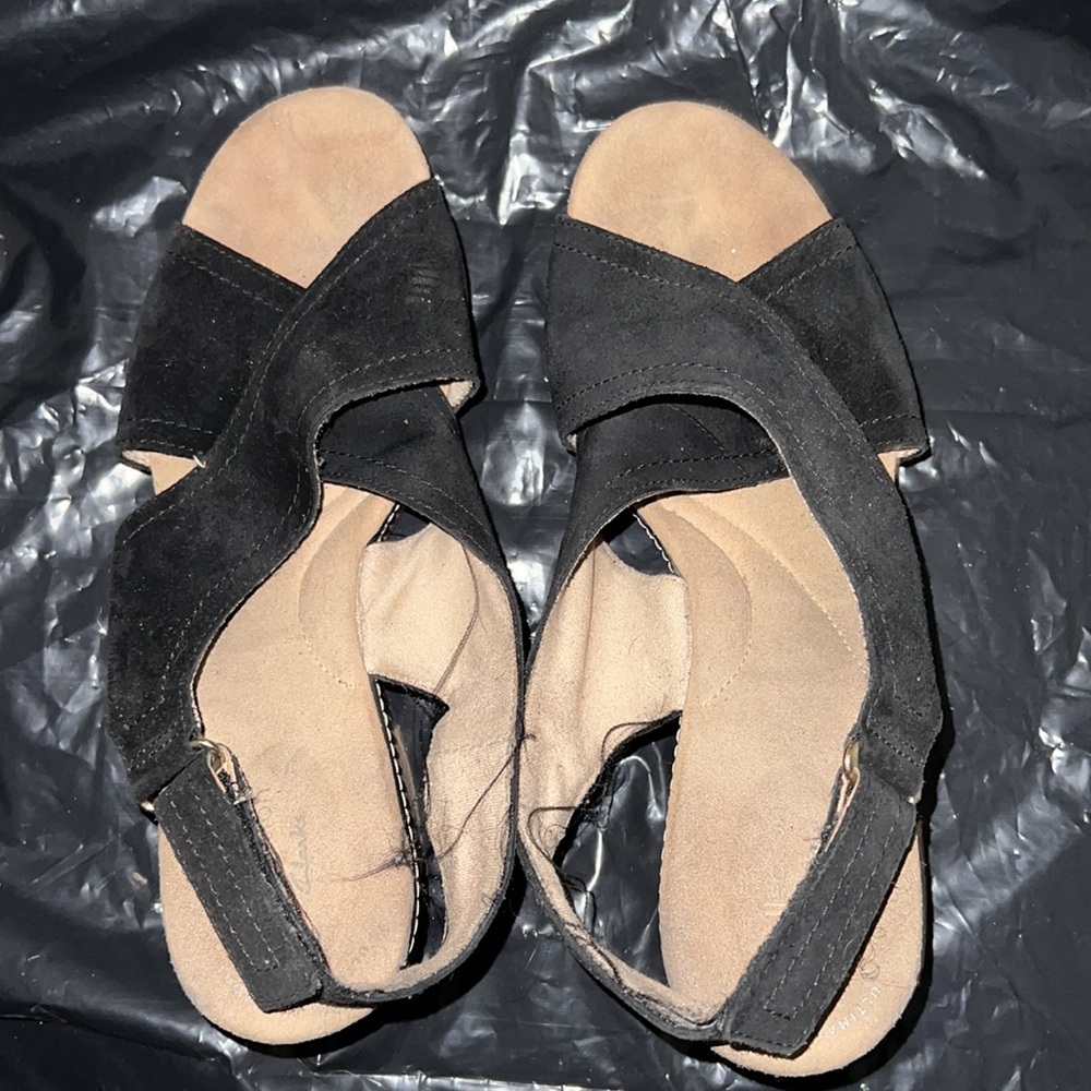 $3 SHOE